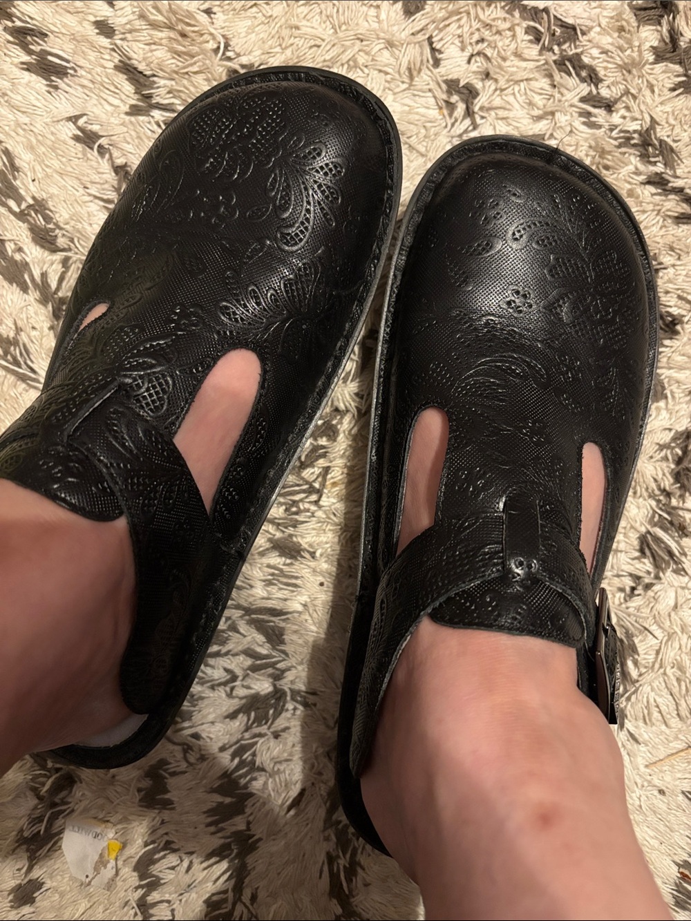 ALEGRIA Women's Black Embossed Slip-On Comfort Clog
